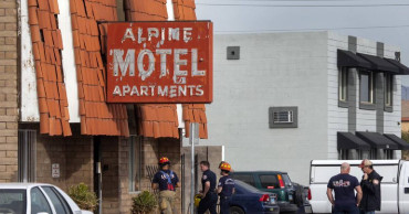 6 killed, 13 injured in Las Vegas apartment building fire