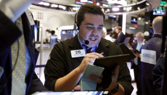 US stocks fall as hiring pickup dims hopes for a rate cut