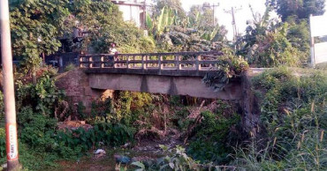 A bridge that sticks out like a sore thumb
