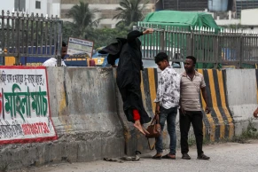 Pedestrians Risk Lives, Buses Ignore Rules on Dhaka-Chattogram Highway