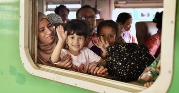 7-day Eid holiday begins Tuesday as Bangladesh gears up for festive rush