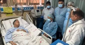 জ্বালানিমন্ত্রী টুকুকে দেখতে হাসপাতালে রাষ্ট্রপতি