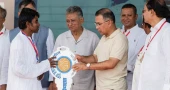 বাঁশখালীর বন্যায় ক্ষতিগ্রস্ত পরিবারগুলোর হাতে নতুন ঘরের চাবি তুলে দিলেন প্রধানমন্ত্রী