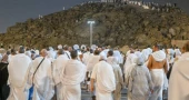 Millions of pilgrims gather at Arafat for spiritual peak of hajj