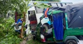 One killed, eight injured as bus crashes into three-wheeler in Rajbari