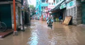 Dhaka wakes up to flooded streets