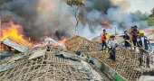 2 killed in fire at Rohingya camp