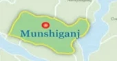 3 suspected muggers injured in mob beating in Munshiganj