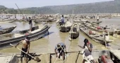 Sand extraction halted for ten days to free up labour for Boro harvest in Sunamganj