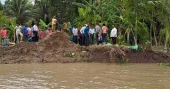 Nabaganga erosion hits Narail villages