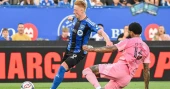 Suárez penalty gives Inter Miami win after Berterame injury in collision