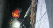 Fire brought under control at Old Dhaka market after 12 hrs, 4 firefighters fall sick