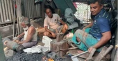 Rhythmic clanging fills blacksmith villages in B’baria ahead of Eid