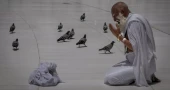 Muslims embark on Hajj amid scorching heat and regional tensions