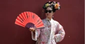 Ancient royal makeover trend draws crowds to Beijing’s Forbidden City