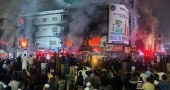 Massive fire at Karachi shopping mall kills 3, injures a dozen