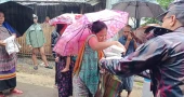 BGB rescues stranded tourists in flood-hit Bandarban, distributes relief among victims
