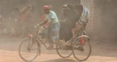 Dhaka's air ‘very unhealthy’ this morning