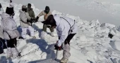 Rescuers recover bodies after deadly avalanche on Nepal’s Mount Yalung Ri