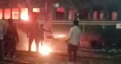 Abandoned train coach set on fire in Tejgaon; two suspects held