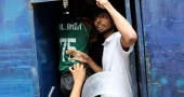 Police detain some protesters from Dhaka’s Purana Paltan