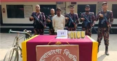 Man caught with gold bars worth Tk 77.53 lakh at Jhenaidah border