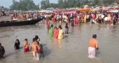 Thousands participate in Kurigram’s Brahmaputra bathing festival on Ashtami