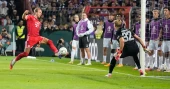 Kane scores twice as Bayern begins German Cup defense with 4-1 win at Osnabrück