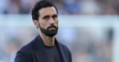 Fulham coach Arbeloa fined £25,000 over comments on referee after Man United draw