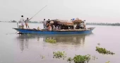 Teesta inundates low-lying areas in northern districts; 14,000 families marooned