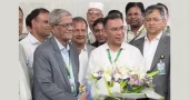 PM, lawmakers greet Fakhrul with flowers