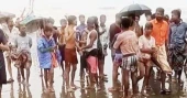 18 Rohingyas rescued after boat capsizes off Teknaf, unknown number missing