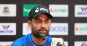 Tamim heads to India amid speculation about commentary job