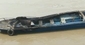 Two speedboats set on fire amid rivalry between river pirate gangs in Kushtia