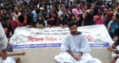 Anti-quota movement: Students block Dhaka-Barishal Highway causing 5km tailback