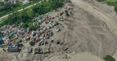 Glacial collapse triggers deadly floods on Nepal–China border, leaving at least 160 dead and hundreds missing