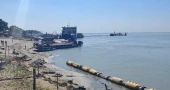 Low navigability halts ferry services on Aricha-Kazirhat route