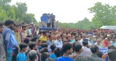 Train services disrupted as local stage demo demanding justice for BWDB employee Akash's murder in Chuandaga