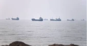 Iran warns oil tankers to follow approved routes in Strait of Hormuz