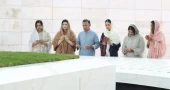 PM visits parents’ graves, offers fateha