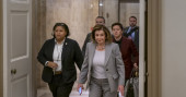Trump, Pelosi square off ahead of impeachment trial
