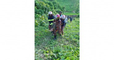 Road accident kills soldier, injuries three others in Bandarban