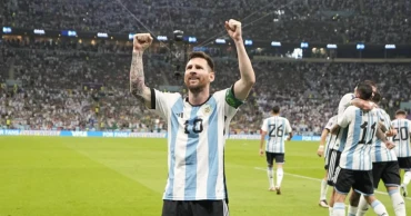 FIFA World Cup 2022: Messi leads Argentina to 2-0 win over Mexico