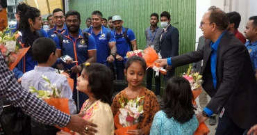 Indian cricket team arrive in Dhaka