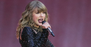Swift says AMAs performance in jeopardy over music dispute