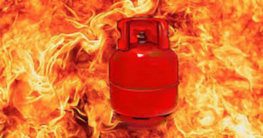 Two youths receive burn injury in gas cylinder explosion