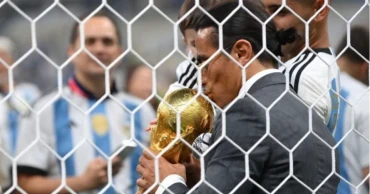 FIFA reviews Salt Bae's 'undue access' to hold World Cup trophy