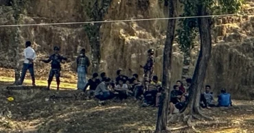 327 Myanmar security forces taking shelter in Bangladesh: BGB