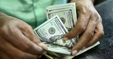Dollar goes off kerb market after central bank-led raids of money exchanges
