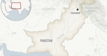 Pakistan mounts efforts to rescue 6 children and 2 men trapped in a chairlift